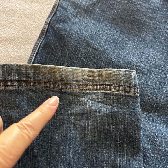 Duluth Trading Co Denim Flex Ballroom 5 Pocket Jeans, 42 x 30 - Picture 14 of 16